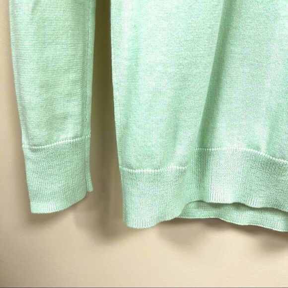 J Crew v neck cotton green sweater. Size XXS - Picture 2 of 4